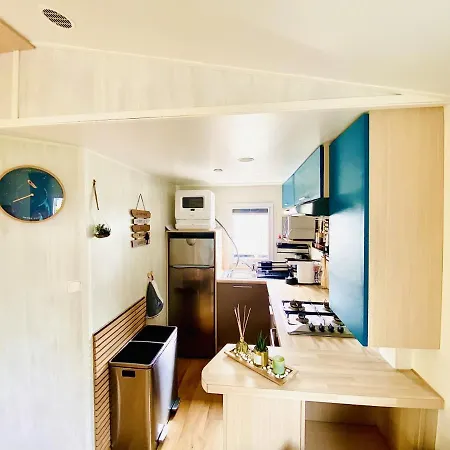 Evasion Oceanique : Mobil-home Dans Un 4* A 50m De L'ocean 4*