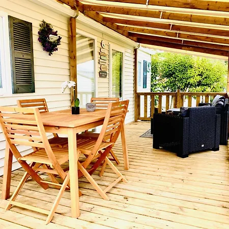 Evasion Oceanique : Mobil-home Dans Un 4* A 50m De L'ocean 4* La Betaudiere