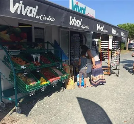 Evasion Oceanique : Mobil-home Dans Un 4* A 50m De L'ocean 4*